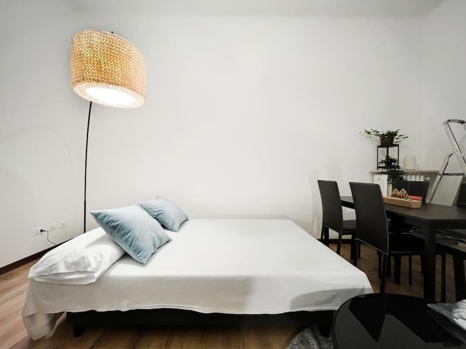 20 Min Duomo *Design Apartment* Milão Exterior foto